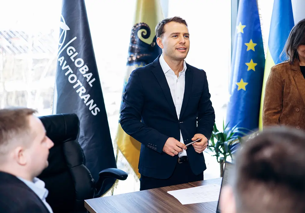 Глобал автотранс команда